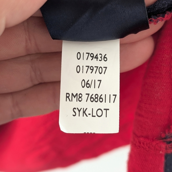 Tommy Hilfiger Women's Classic Color Block Red Navy White T-shirt ~ Size Medium - Picture 9 of 9